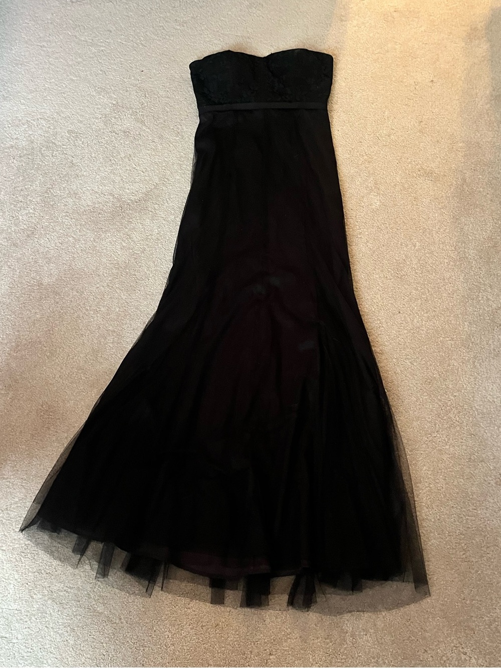 Monique Lhuillier Strapless Black Tulle Gown